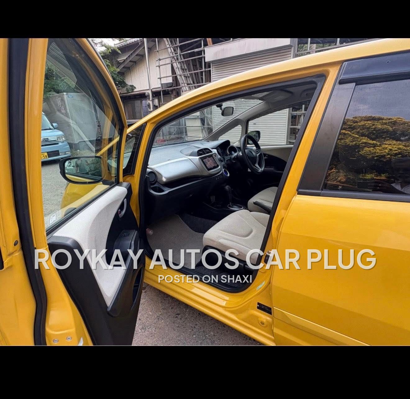 Honda Fit photo 5
