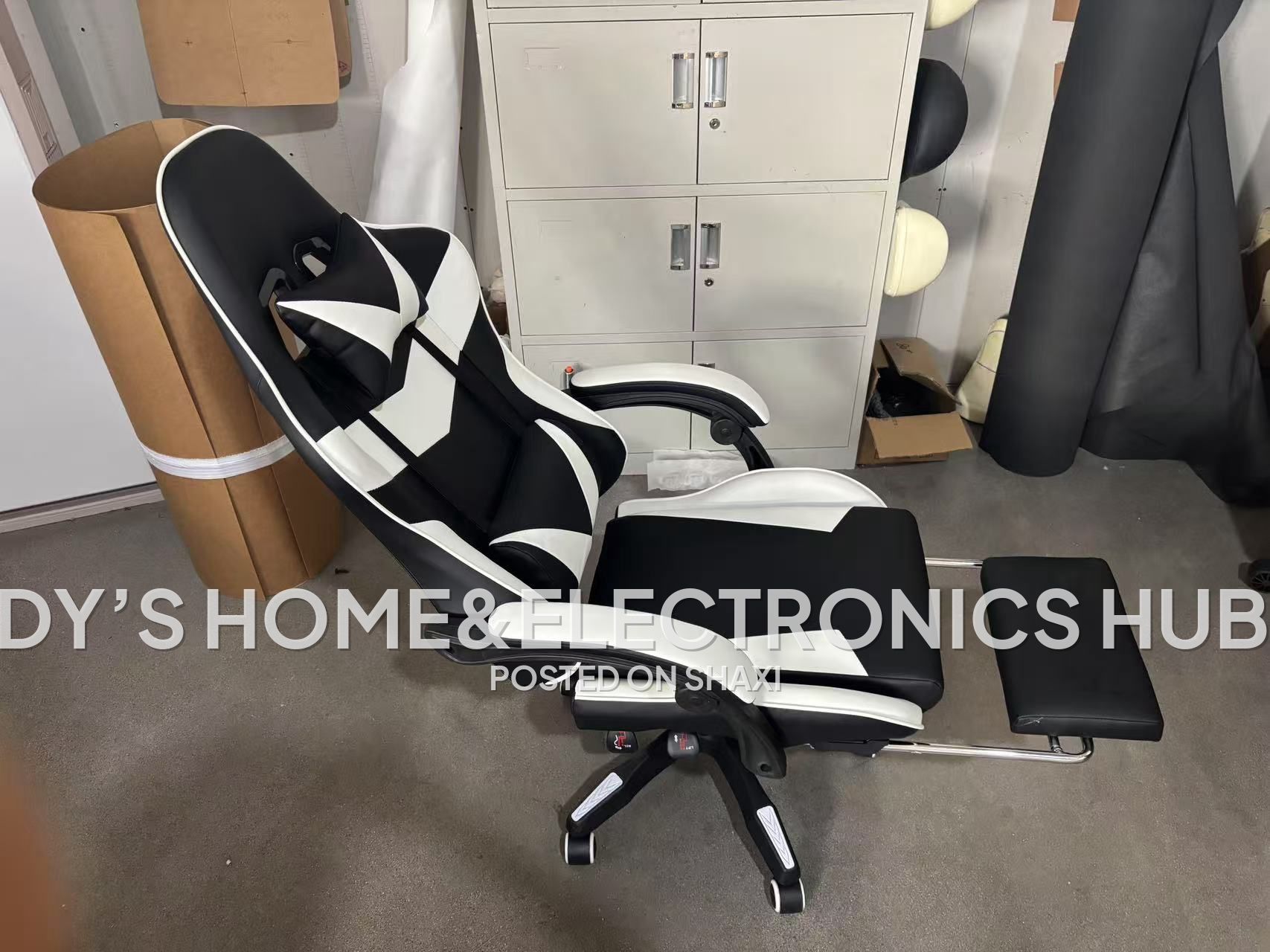 Gaming chair photo 2
