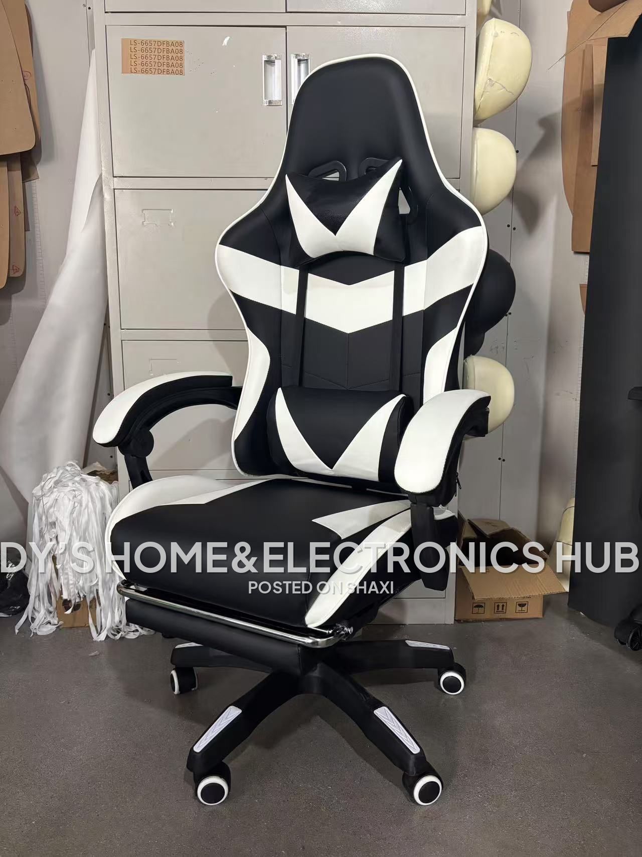 Gaming chair photo 1