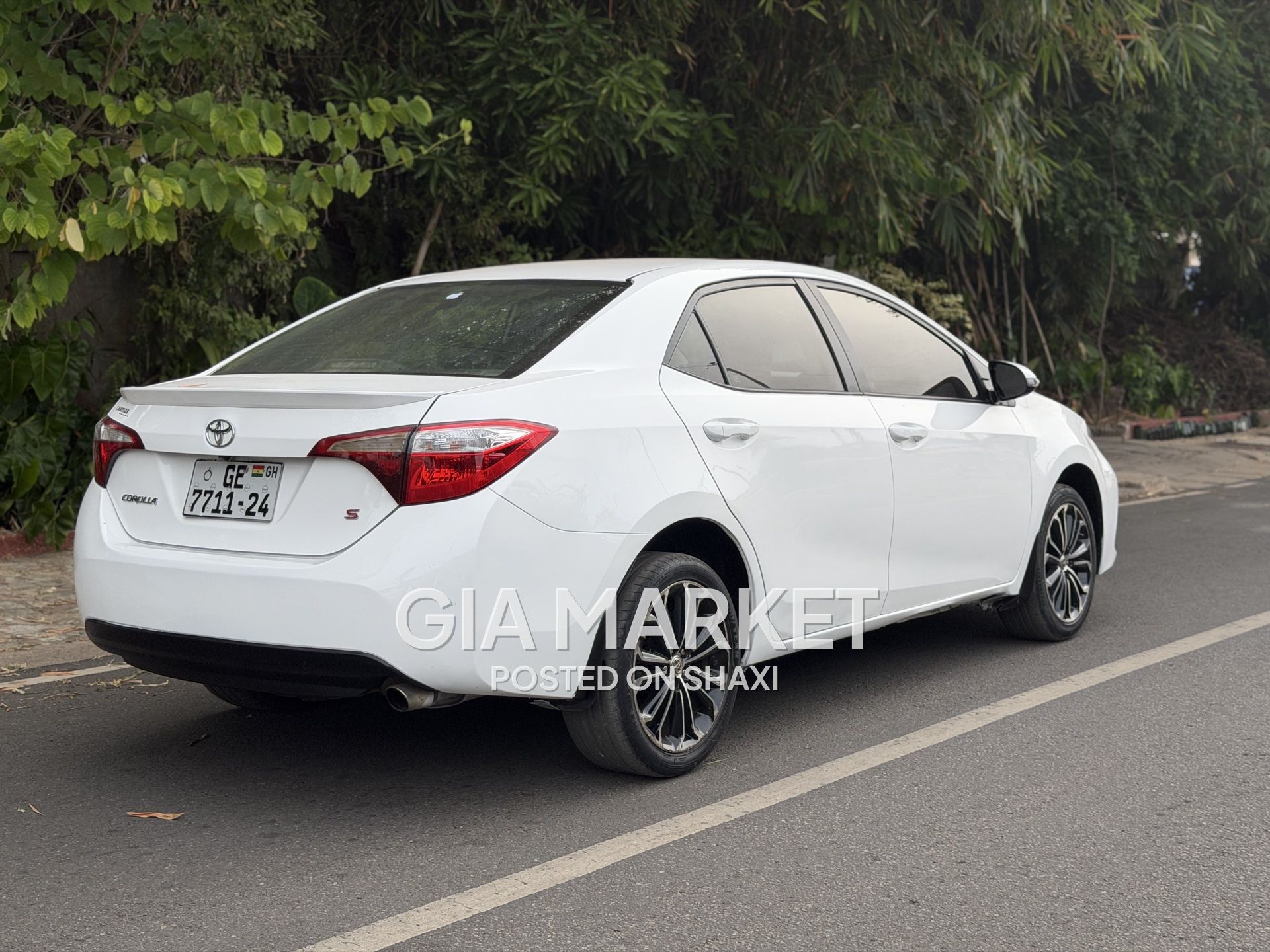 Corolla S 2016 photo 2