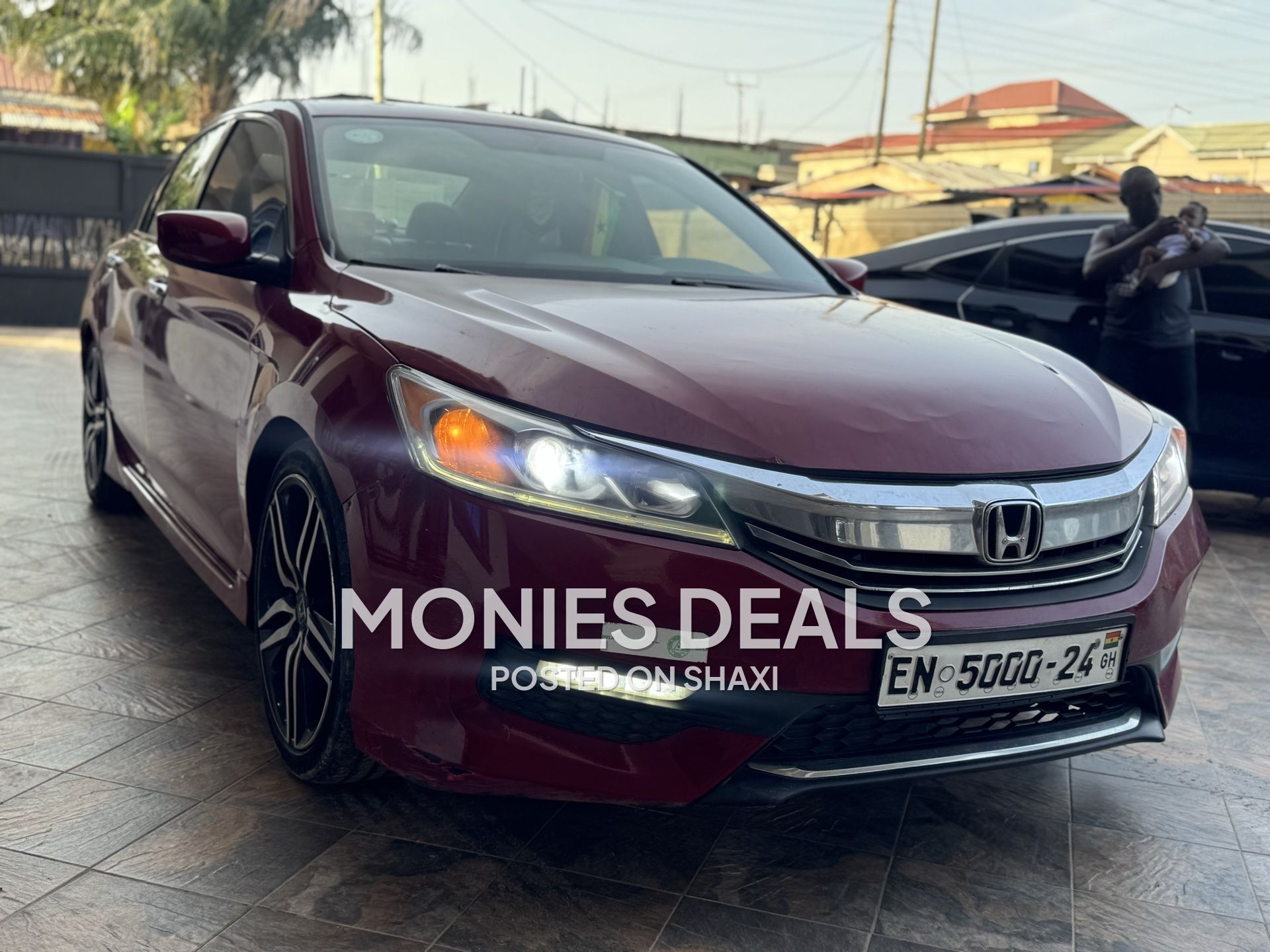 2016 Honda Accord sport photo 3