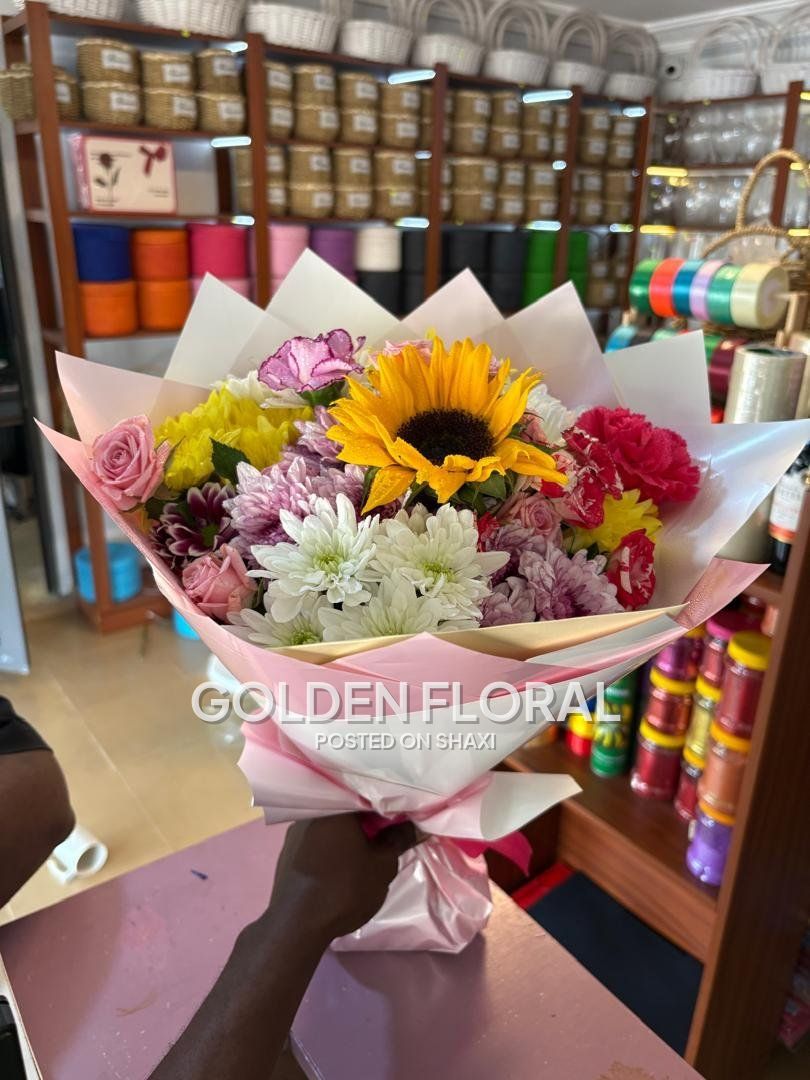 Fresh flowers photo 1