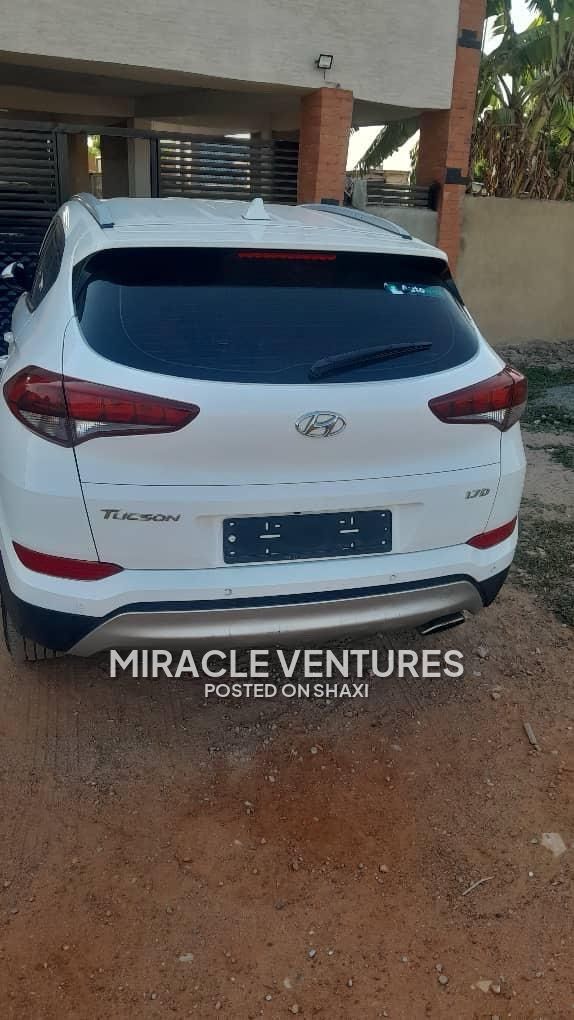 2018 Hyundai Tucson photo 1