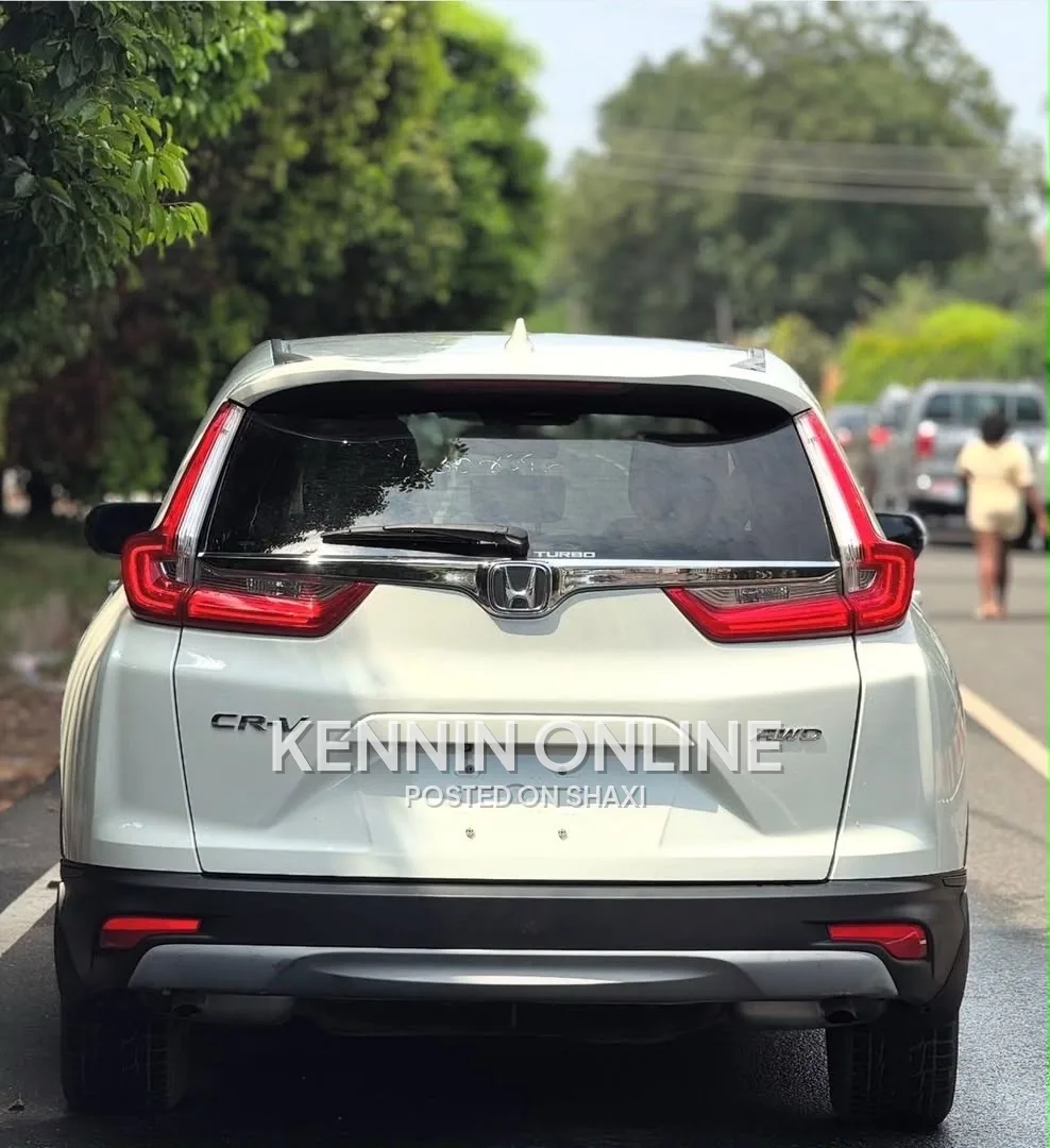 2018 Honda CRV EXL photo 2